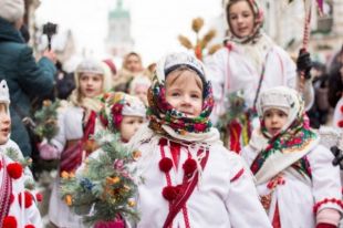 Пенсии, зарплаты и налоги: что изменится в Украине после Нового года