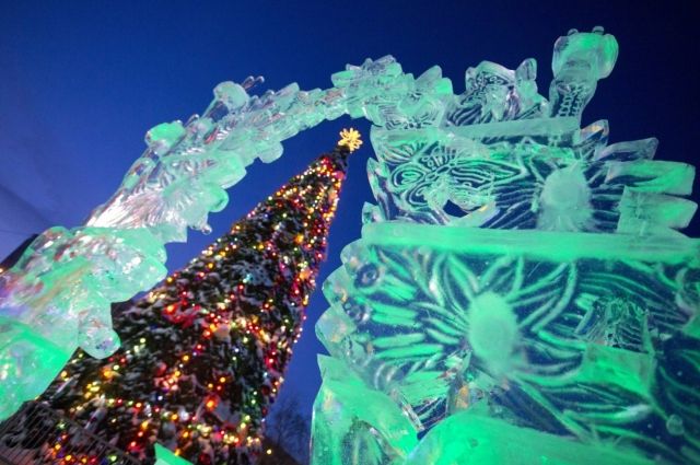 В Сургуте пройдет более ста мероприятий, приуроченных к Новому году и Рождеству