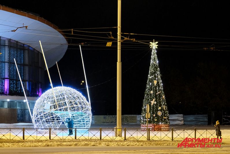 Новогодняя Пермь: как украсили город к празднику.