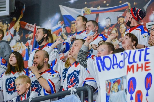 Хоккейная команда из Тулы уступила череповецкому «Алмазу»