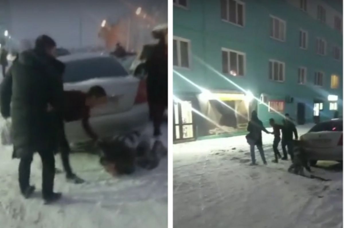 Кологривый драка в новосибирске. Избили мужчину на улице. Пацаны дерутся во дворе.