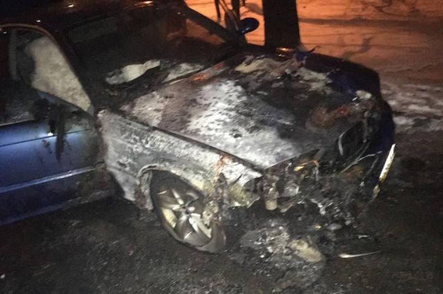 Задержали подозреваемого в поджоге автомобиля активиста в Челябинске