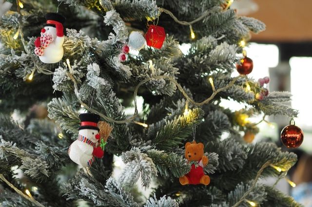 Власти Кузбасса разрешили проведение новогодних мероприятий