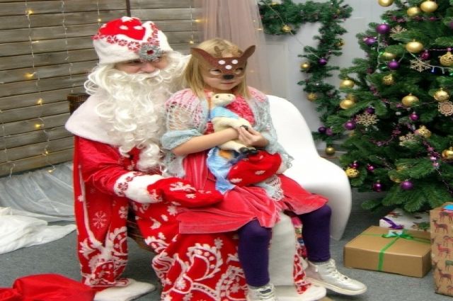Новый год пришел к маленьким пациентам больниц Владивостока