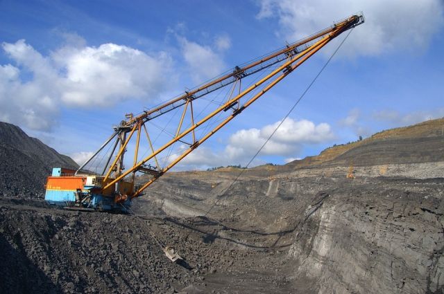 В Кузбассе суд приостановил ведение горных работ на угольном разрезе