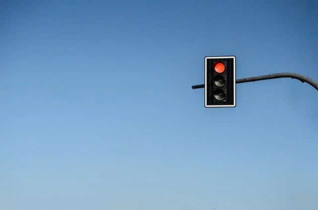 Светофоры отключили на перекрестке в Смоленске