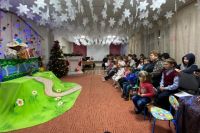 Югорчане привезли в ДНР более 1000 сладких подарочных наборов, мягкие игрушки, одежду, канцелярские принадлежности и игровые наборы