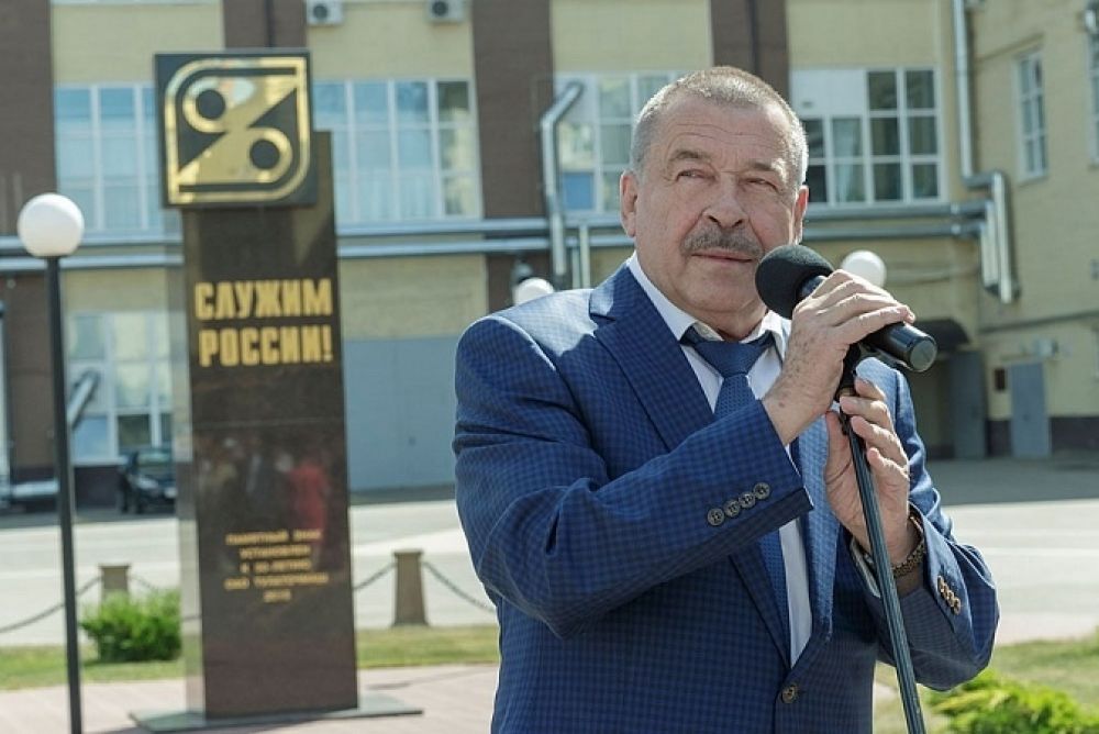 На дне рождения Тулаточмаш.