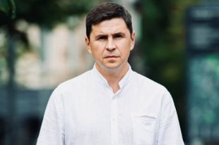 Подоляк: «Зеленский начал крестовый поход против олигархов»