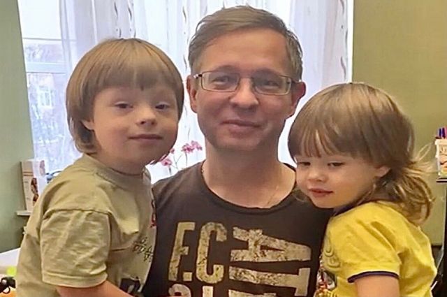 Новый дом пообещал врачу и отцу шести детей губернатор Свердловской области