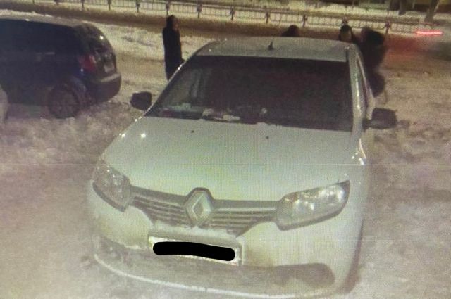 В Заводском районе 1 января под колеса Renault Logan попала женщина