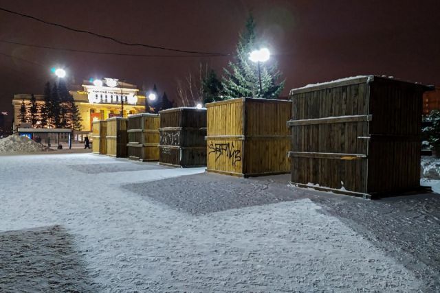 В центре Новосибирска начался фестиваль снежной скульптуры