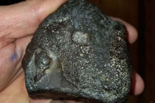 Ямалец продает метеорит