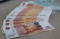 На борту самолёта, прилетевшего из Красноярска в Ереван, сотрудница аэропорта «Звартноц» нашла почти  200 тысяч рублей
