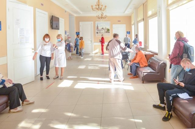 В Смоленскую область завезли 572 575 комплектов вакцины от коронавируса
