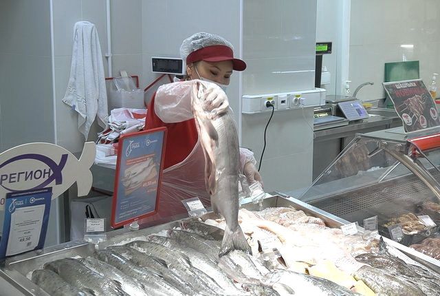 Рыбу и икру на Камчатке продают по демократичным ценам