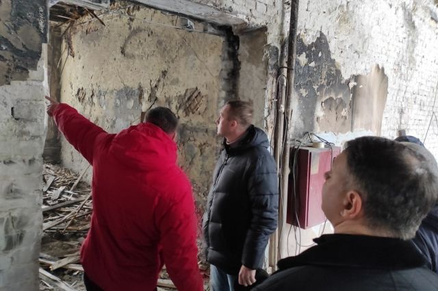 Школу в Саратове восстановят после пожара к 1 сентября