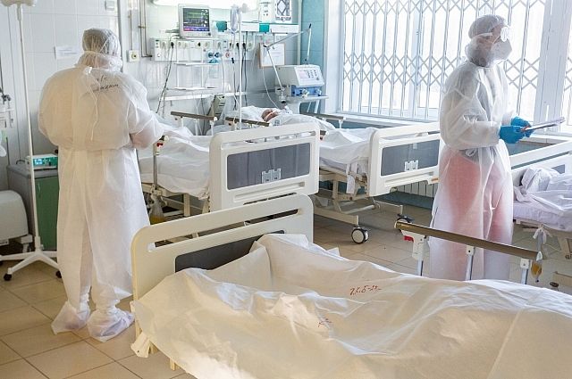 В Саратовской области от коронавируса умерли 4 женщины и 8 мужчин