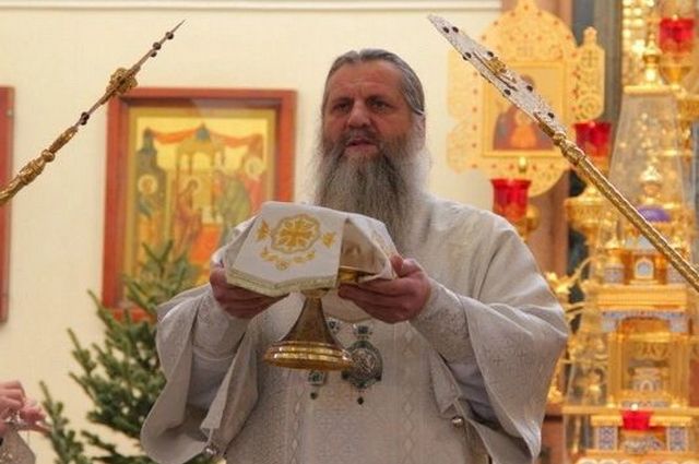 В храмах Хабаровского края проходят праздничные рождественские богослужения