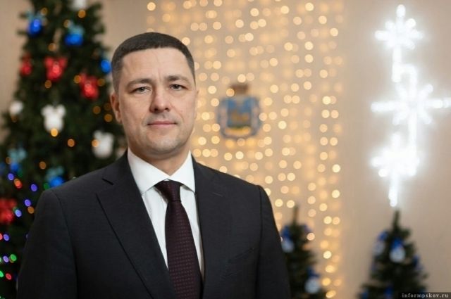 Счастливого Рождества пожелал псковичам Михаил Ведерников