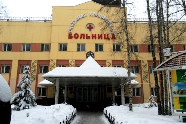 В Окружной клинической больницы Ханты-Мансийска лечат пострадавших