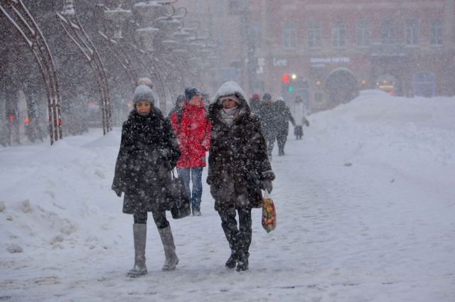 В Смоленске вывезли 462 кубометра снега