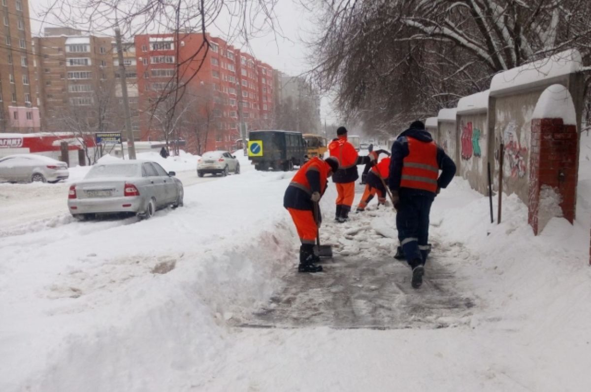 Россия 16 января. Снегопады в Самаре будут ли январь 2022. Заснежен подход. В связи с обильными снегопадами на уборку снега. В Самаре есть снег.