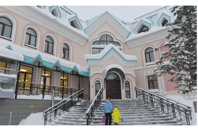 ​Дмитрий Артюхов открыл духовно-просветительский центр в Салехарде