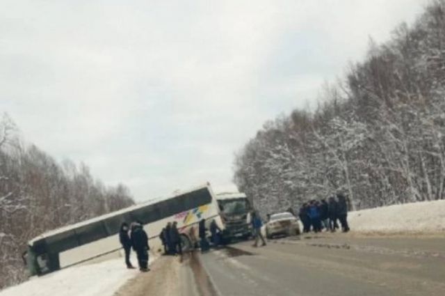 На трассе М-5 на Южном Урале возникла пробка