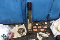 СБУ выявила схрон со взрывчаткой в районе проведения ООС