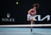 Российская теннисистка Дарья Касаткина в первом круге Australian Open обыграла швейцарку Штефани Фегеле со счетом 6:3, 6:1