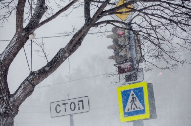 Из-за метели закрыли еще одну трассу в Саратовской области