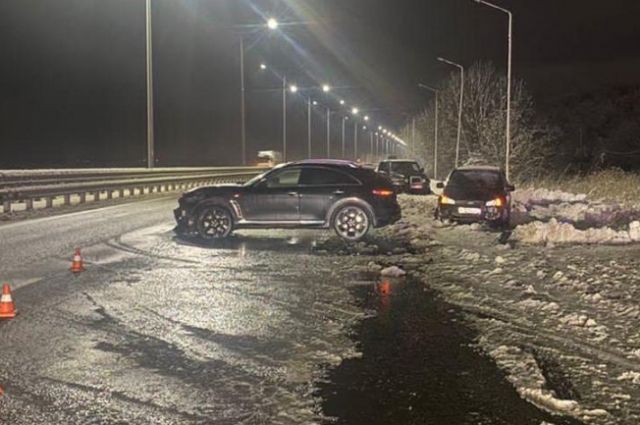 В Адыгее из-за сильного снегопада возросло количество аварий