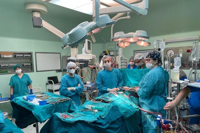 Специалисты ОКБ №1 провели вторую пересадку сердца в Тюменской области.