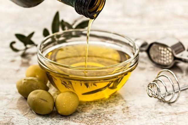 Оливковое масло: польза и вред для организма.
