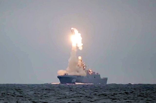 Запуск гиперзвуковой ракеты «Циркон» с фрегата «Адмирал Горшков».