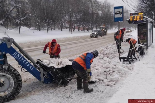 За выходные с улиц Владимира вывезли более 17 000 кубометров снега