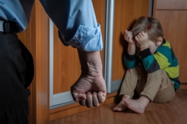 За издевательства над пасынком арестован житель Нижнего Новгорода