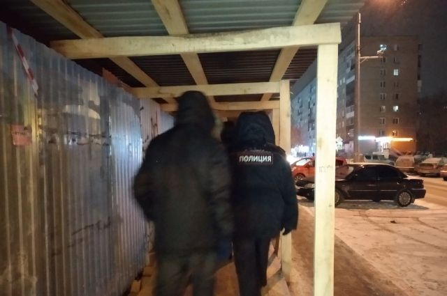 В Прикамье вынесли приговор матери с сыном, избившим полицейских