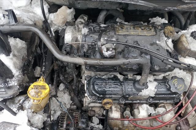 Автомобиль Dodge Grand Caravan загорелся в Демидове