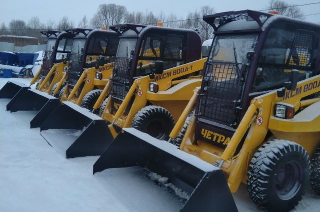 Восемь новых мини-тракторов будут убирать снег на ульяновских дорогах