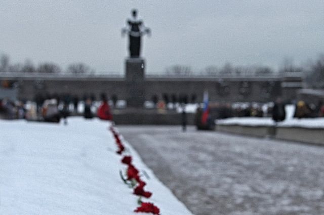 Путин посетит Пискаревское кладбище в день 78-летия освобождения Ленинграда