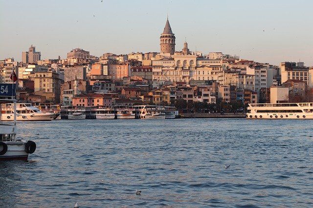 Турция предложила Стамбул для очных заседаний контактной группы по Донбассу