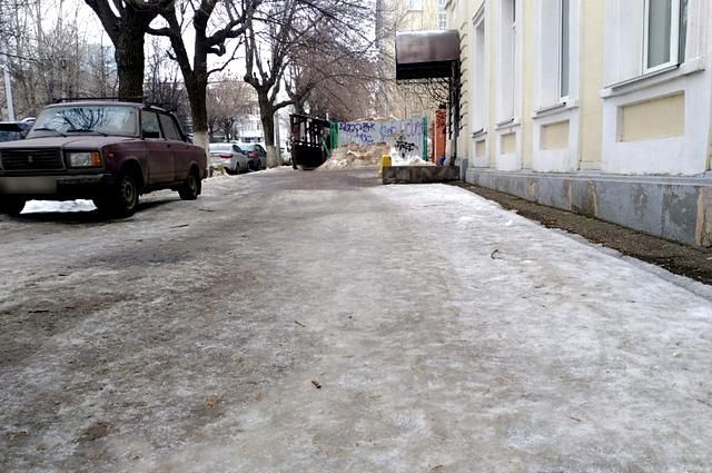 В ГИБДД раскритиковали качество уборки снега в Ярославле