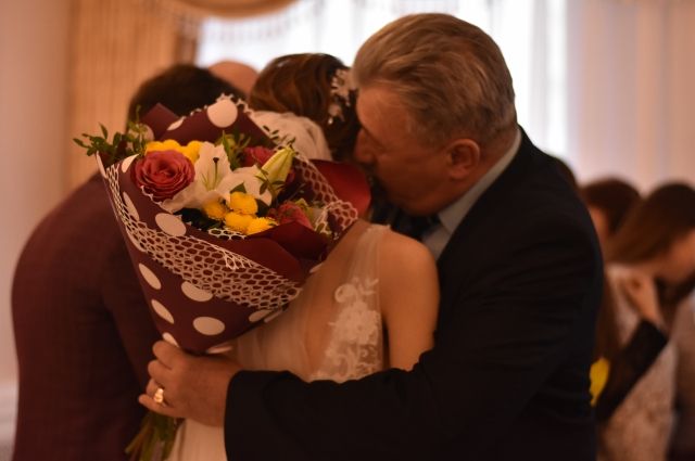 В Саратовской области 68 пар отметили 50-летие брака