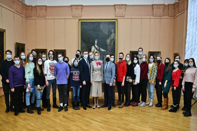 Постоянными посетителями  Художественного музея станут кемеровские студенты