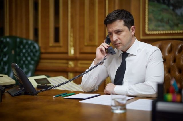 В Киеве анонсировали телефонные переговоры Зеленского и Байдена