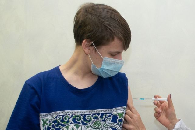 Новосибирские врачи назвали побочные эффекты вакцины «Спутник M» у детей