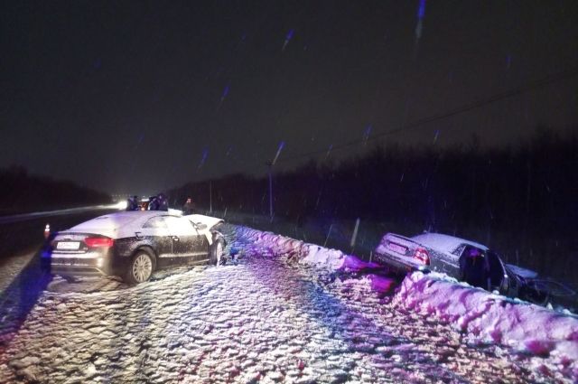 В ДТП Audi и «Приоры» погибли 2 человека, 3 пострадали в т.ч. 2 подростка
