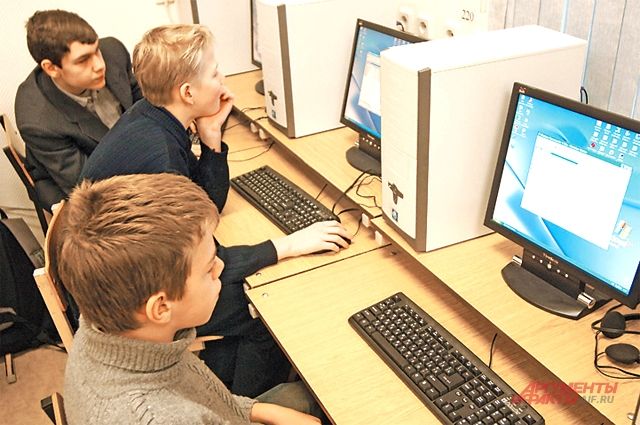 Школьники из Верхней Салды научились основам программирования